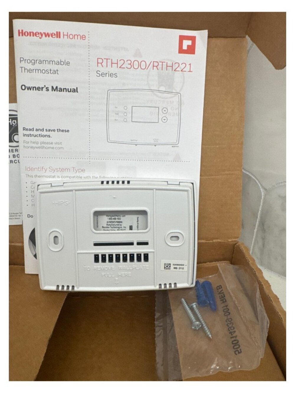 Honeywell Home RTH221B Programmable Thermostat 1 Basic Program RTH221B1039 New - Picture 5 of 6